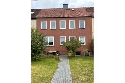 Helle 3-Zimmer-OG-Wohnung mit Gartenanteil in Celle-Heese