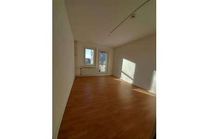 Wohnung zum Mieten in Dresden 240,00 € 33.83 m²