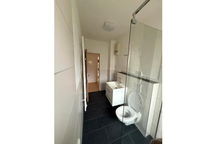 Helle 3-Zimmer-Wohnung mit modernisiertem Bad in Bischofsheim