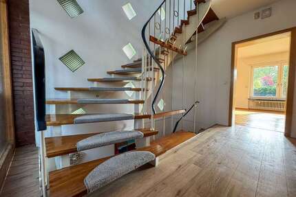 Haus zum Kaufen in Kehl 643.000,00 € 198.03 m²