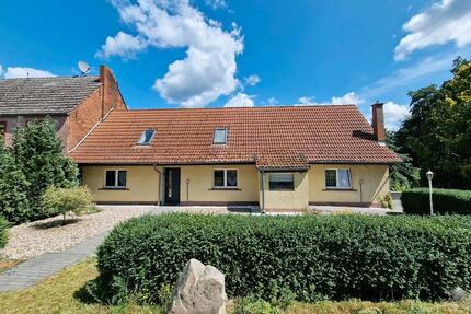 RheinsbergSiedlerhaus 2Wohnungen 3368m2 PoolTerrasse 5Zi