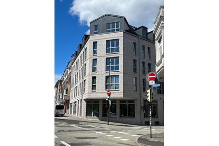 Helle 3-Zimmer Wohnung in Kielmoderne Einbauküche&Stellplazz