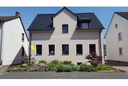 Großzügiges Haus mit auf 800 m² Grundstück mit ca.60 m² naturbelassenen Schwimmteich in Herten