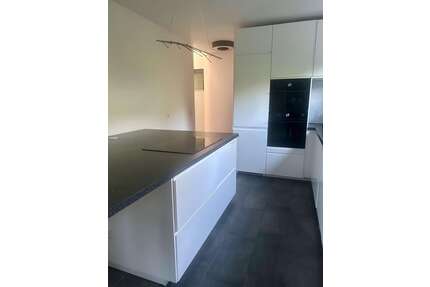 Haus zum Kaufen in Kirchentellinsfurt 895.000,00 € 150 m²