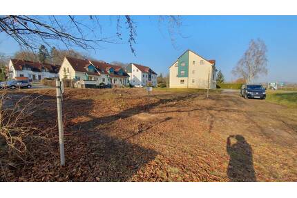 Baugrundstück in Bad Köstritz - 90.000,00&nbsp;EUR Kaufpreis, ca.&nbsp; 0,00&nbsp;m&sup2; in Bad Köstritz (PLZ: 07586)