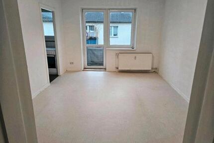 2 Zimmer Wohnung ohne Anmeldung. - Hamburg Stellingen