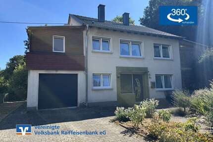 Haus zum Kaufen in Niederhosenbach 195.000,00 € 158 m²