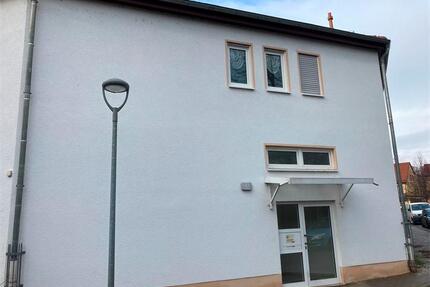 Geräumige 3-Raum Wohnung in Roßleben zu vermieten! - Roßleben-Wiehe