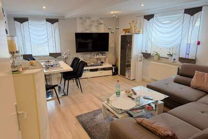 Helle gemütliche Wohnung in ruhiger Lage - Mistelgau / Obernsees