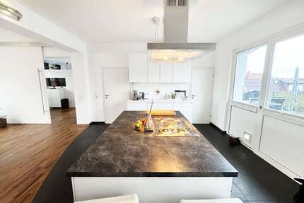 Wohnung zum Kaufen in Stuttgart 1.039.000,00 € 188 m²