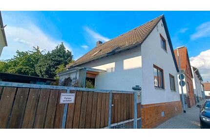 Einfamilienhaus mit großem Grundstück in Dreieich-Offenthal