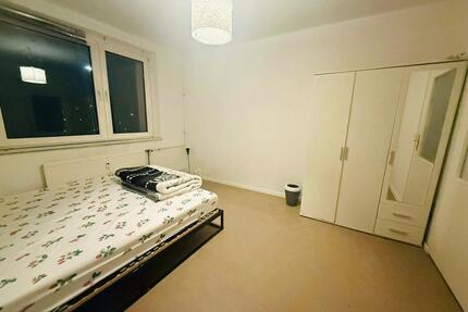 1 Zimmer in eine Wohnung - 550,00&nbsp;EUR Kaltmiete, ca.&nbsp; 17,00&nbsp;m&sup2; in Berlin (PLZ: 12559) Treptow-Köpenick