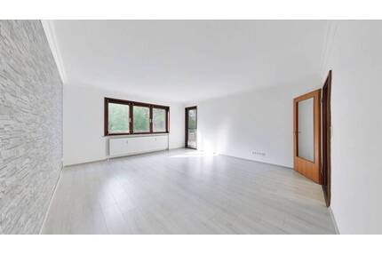 Attraktive 3-Zimmer-Eigentumswohnung mit Balkon - modernisiert & bezugsfrei - Syke