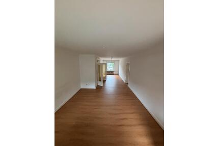 Attraktive 4-Zimmer-Wohnung in Sasel - Hamburg Wandsbek