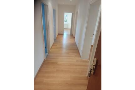 3 Zimmer DG Whg. 2. OG Seelze OT Letter ab 1.6.26 frei