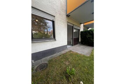 1ZKB + Stellplatz in Mannheim - 800,00&nbsp;EUR Kaltmiete, ca.&nbsp; 34,00&nbsp;m&sup2; in Ludwigshafen am Rhein (PLZ: 67069) Edigheim