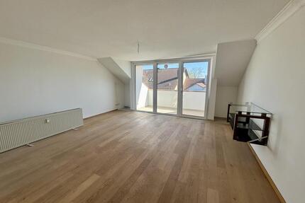 3,5‑Zimmer‑Dachgeschosswohnung mit neuem Balkon, 2 Stellplätzen & schöner Aussicht - Bad Wörishofen