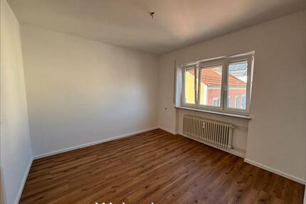 Renovierte 3 Zimmer Wohnung PROVISIONSFREI - Augsburg Innenstadt