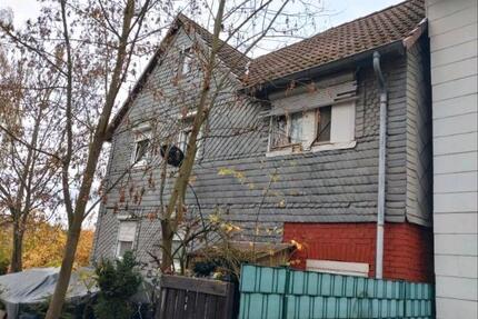 Denkmalgeschütztes Haus - 77.000,00&nbsp;EUR Kaufpreis, ca.&nbsp; 80,00&nbsp;m&sup2; in Ebsdorfergrund (PLZ: 35085)