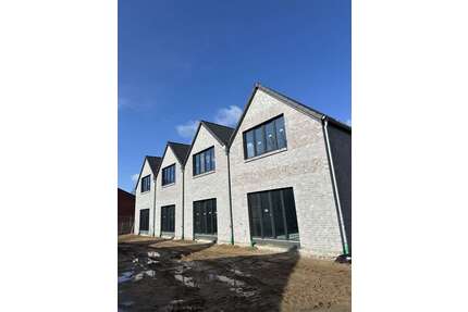 Haus zum Mieten in Eckernförde 1.302,53 € 75.67 m²