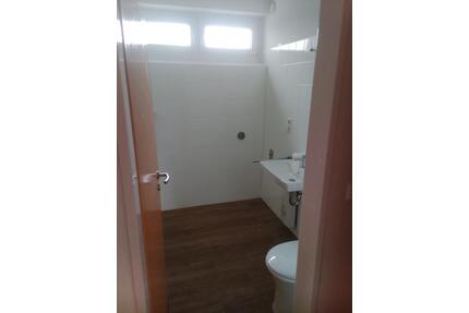 Tolle Wohnung in Leer Loga - 650,00&nbsp;EUR Kaltmiete, ca.&nbsp; 65,00&nbsp;m&sup2; in Leer (Ostfriesland) (PLZ: 26789)