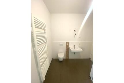 Moderne 3RW mit Fußbodenheizung, Balkon und Kamin* - Wilsdruff