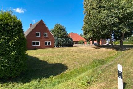 1-2 Familienhaus Resthof Pferdehaltung Investoren - Surwold