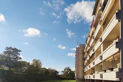 „3 Zimmer mit fantastischem Weitblick & 2 NKM geschenkt - Ihr neues Zuhause mit Sonnengarantie“ - Aken (Elbe)