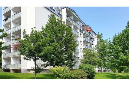 Wohnung zum Mieten in Schneeberg 310,10 € 68.89 m²
