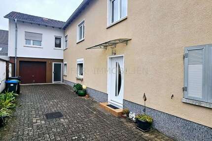 Haus zum Kaufen in Insheim 299.000,00 € 190 m²