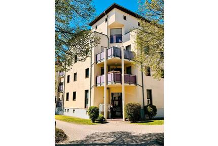 Helle 2-Raum Maisonette Wohnung mit Balkon und Terasse - Taucha