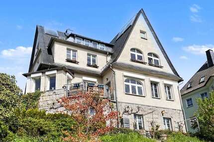 Haus zum Kaufen in Hartenstein 300.000,00 € 216.42 m²