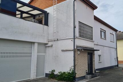 Haus in Büttelborn - 720.000,00&nbsp;EUR Kaufpreis, ca.&nbsp; 250,00&nbsp;m&sup2; in Büttelborn (PLZ: 64572)