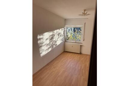 Großzügige, lichtdurchflutete Wohnung in Hungen - bezugsfrei!