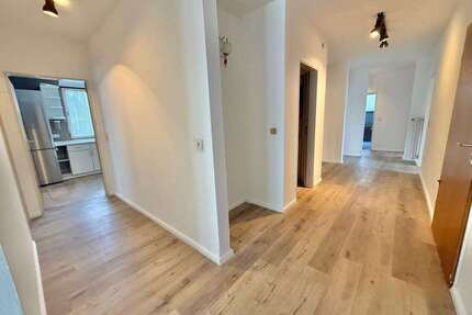 Wohnung zum Mieten in Homburg 1.250,00 € 140 m²