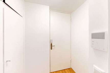 Wohnung zum Mieten in Erlangen 601,80 € 27.26 m²