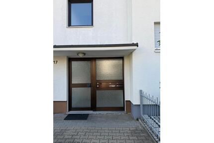 Möblierte 2-Zi.-UG-Wohnung in Hemhofen