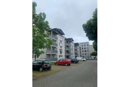 Wohnung zum Mieten in Magdeburg 310,00 € 40.4 m²