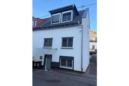 Wohnung zum Kaufen in Wiesbaden 475.000,00 € 130 m²