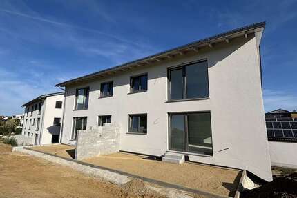 Wohnung zum Mieten in Ergoldsbach 1.090,00 € 97 m²