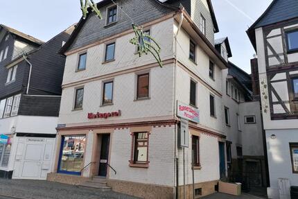 Historisches Wohn- & Geschäftshaus am Marktplatz Biedenkopf