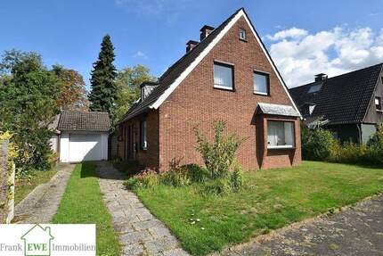 Objekt-Nr. 441, 40593 Düsseldorf Freistehendes Einfamilienhaus mit Garage