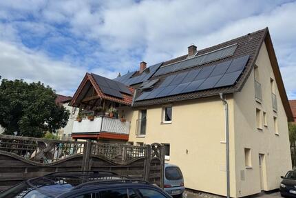 Großes Haus mit 2 Wohneinheiten, PV 19 kWp & Ausbaureserve - Diemelstadt