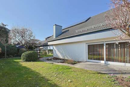 Haus zum Kaufen in Nufringen 1.050.000,00 € 233 m²