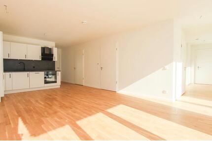 Zuhause in Freiham: Helle 3-Zimmer-Wohnung mit Balkon - München Aubing-Lochhausen-Langwied