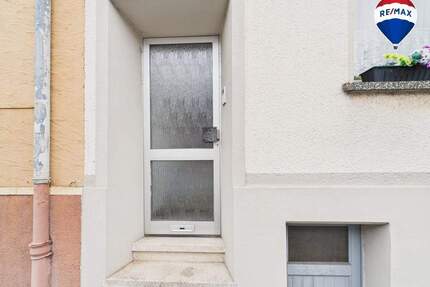 Charmantes Reihenmittelhaus mit Potenzial in Saarlouis-Roden - Saarlouis / Roden