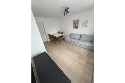 Schöne möblierte 3-Zimmer Wohnung im Süden von Regensburg
