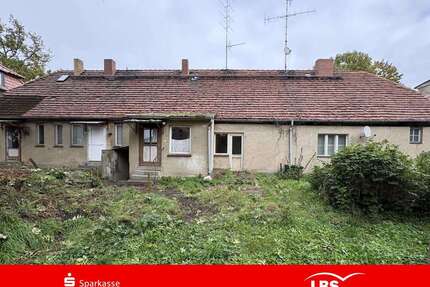 Haus zum Kaufen in Sieversdorf-Hohenofen 65.000,00 € 188 m²