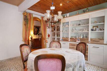 Großzügige 3-Zimmer-Wohnung in Bretten mit Balkon, Stellplatz, Swimmingpool und vielen Extras