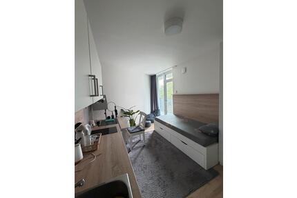 1 Zimmer Wohnung sehr zentral - Untermiete mit Übernahme! - Hamburg Hamburg-Mitte